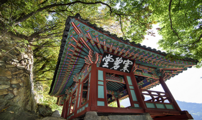 Read more about the article 전주 한벽당, 전통과 자연이 어우러진 전통 누각의 휴식 공간을 즐기세요. 全州寒碧堂, Now enjoy!